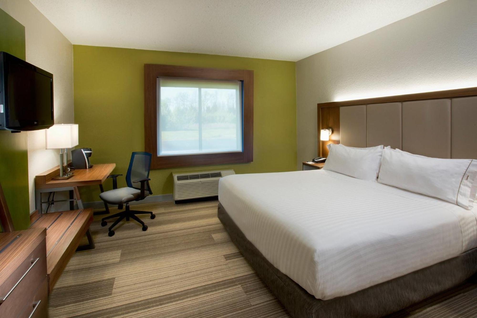 Holiday Inn Express Nashville Airport By Ihg Exterior photo
